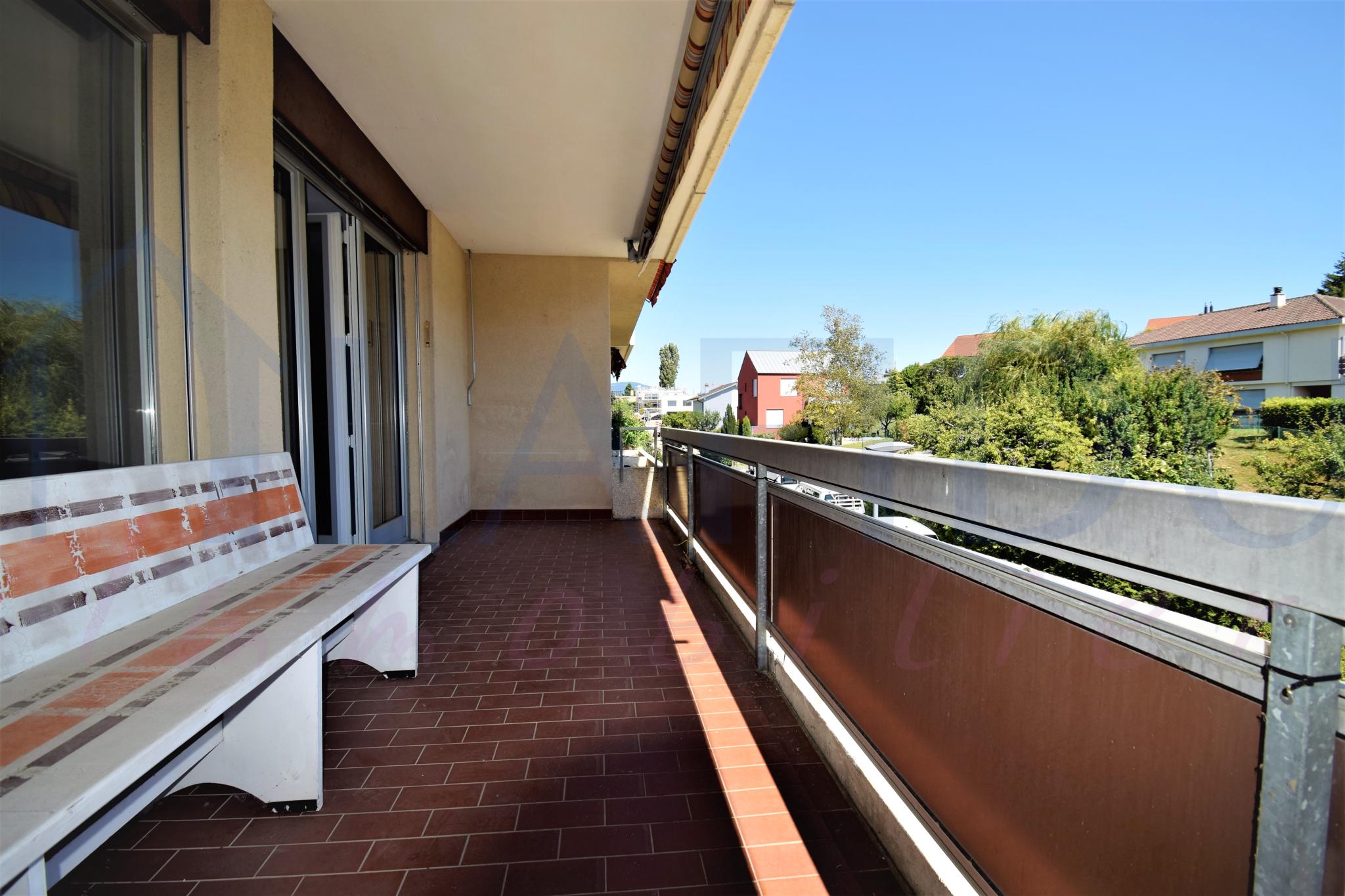 VENDU - Cortaillod: Appartement de 5,5pces avec balcon, garage + place de parc