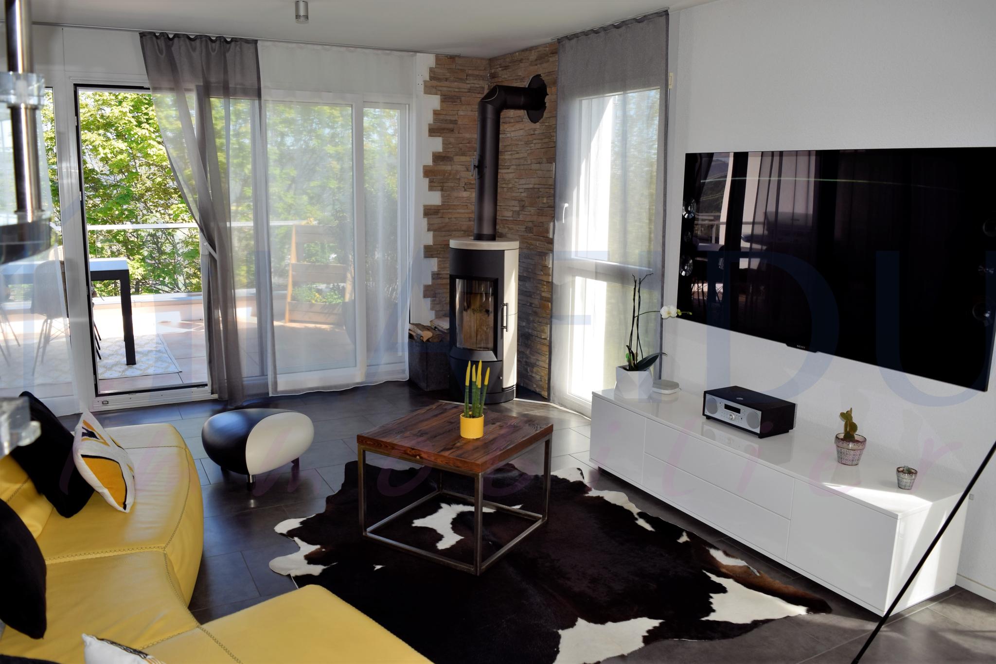 VENDU - Appartement de standing avec terrasses, vue dégagée, grande pièce à vivre lumineuse et au calme.