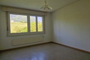 Lumineux 4.5 pièces avec vue sur l’Areuse et les vignes.