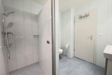 Appartement lumineux de 4.5 pièces avec terrasse, balcon et vue dégagée
