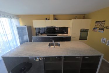 Appartement lumineux de 4.5 pièces avec terrasse, balcon et vue dégagée