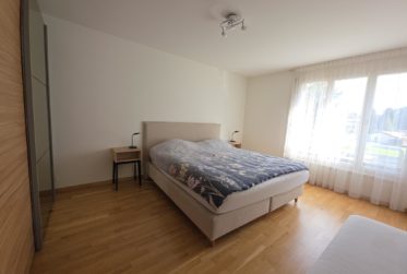 Superbe appartement spacieux de 5.5 pces avec jardin