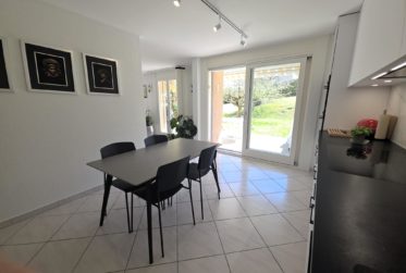 Superbe appartement spacieux de 5.5 pces avec jardin