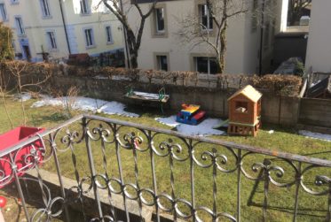 Grand et lumineux 3,5 pièces d'environ 120m2 avec jardin